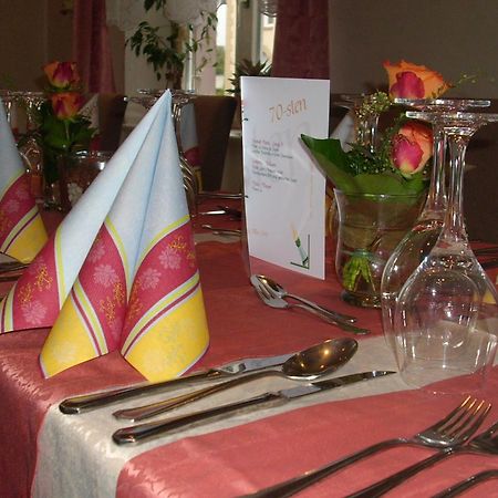 Komforthotel-Restaurant Wuerttemberger Hof Bad Saulgau Esterno foto